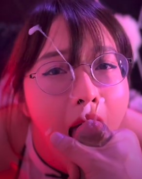 น้องกวางแต่งชุดเซ็กซี่อมแตกหน้าDeerlong